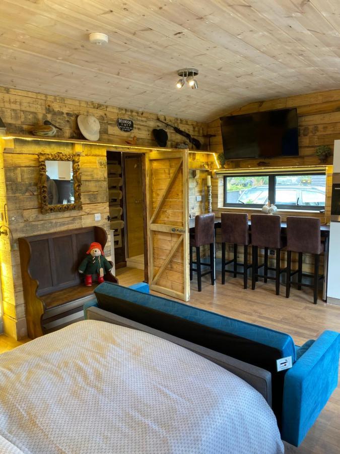 Willow Court Farm Studio East & Petting Farm, 8 Mins To Legoland & Windsor, 15 Mins To Lapland Uk Exteriér fotografie